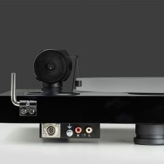 Pro-ject X1 B Pilak Çalar