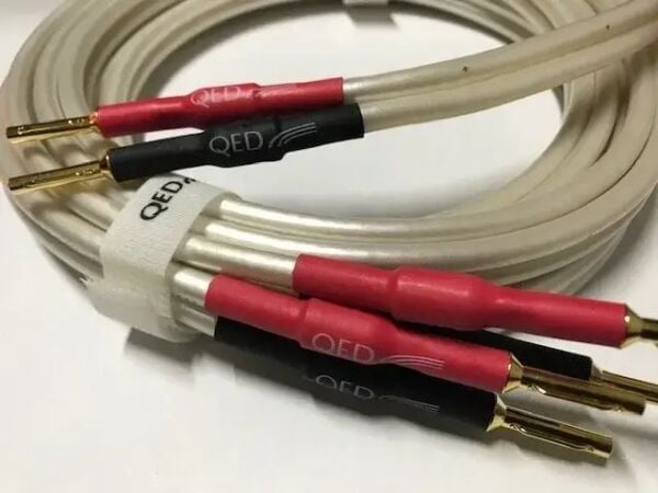 QED QE-1454 REFERENCE XT-40 HOPARLÖR KABLOSU 2x5 Metre