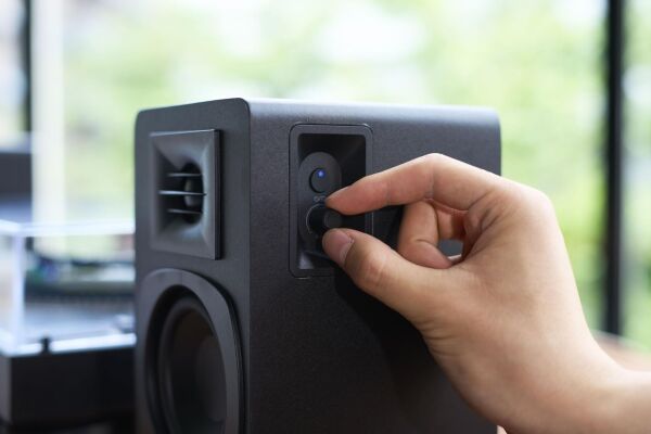 Audio-Technica AT-LP60XBTWH & AT-SP3X Pikap Müzik Sistemi