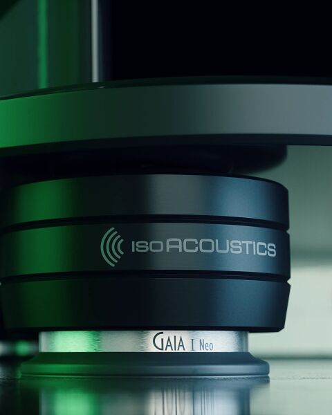 IsoAcoustics GAIA I NEO kutu içerisinde 4 adettir