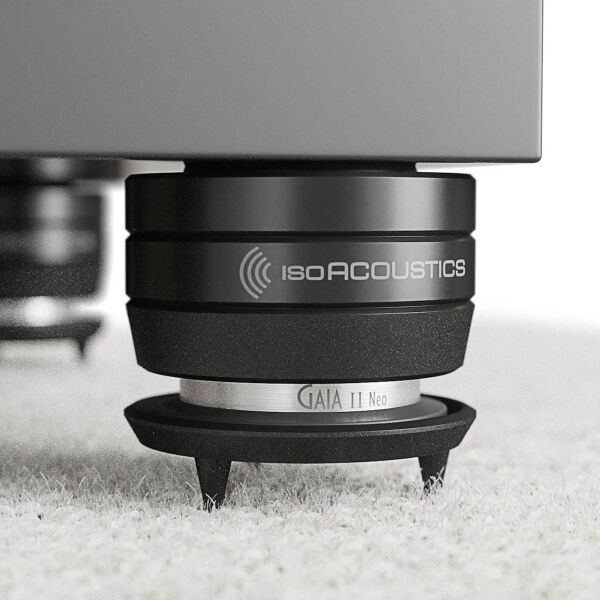 IsoAcoustics GAIA II NEO kutu içerisinde 4 adettir