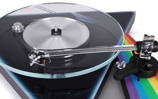 Pro-ject The Dark Side of the Moon  Turntable