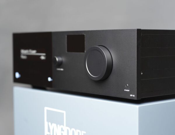 Lyngdorf MP-40 2.1 Multichannel Processor